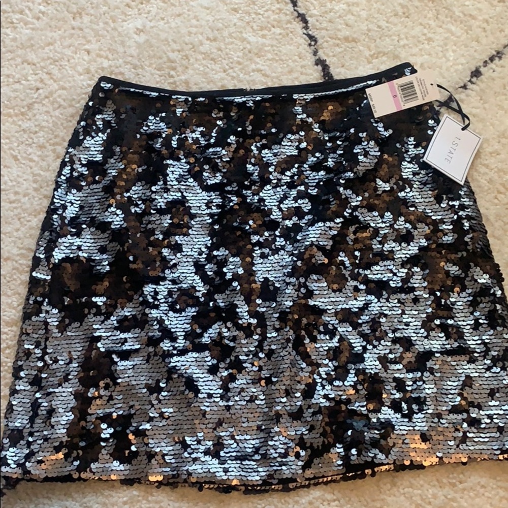 High wasted sequin skirt